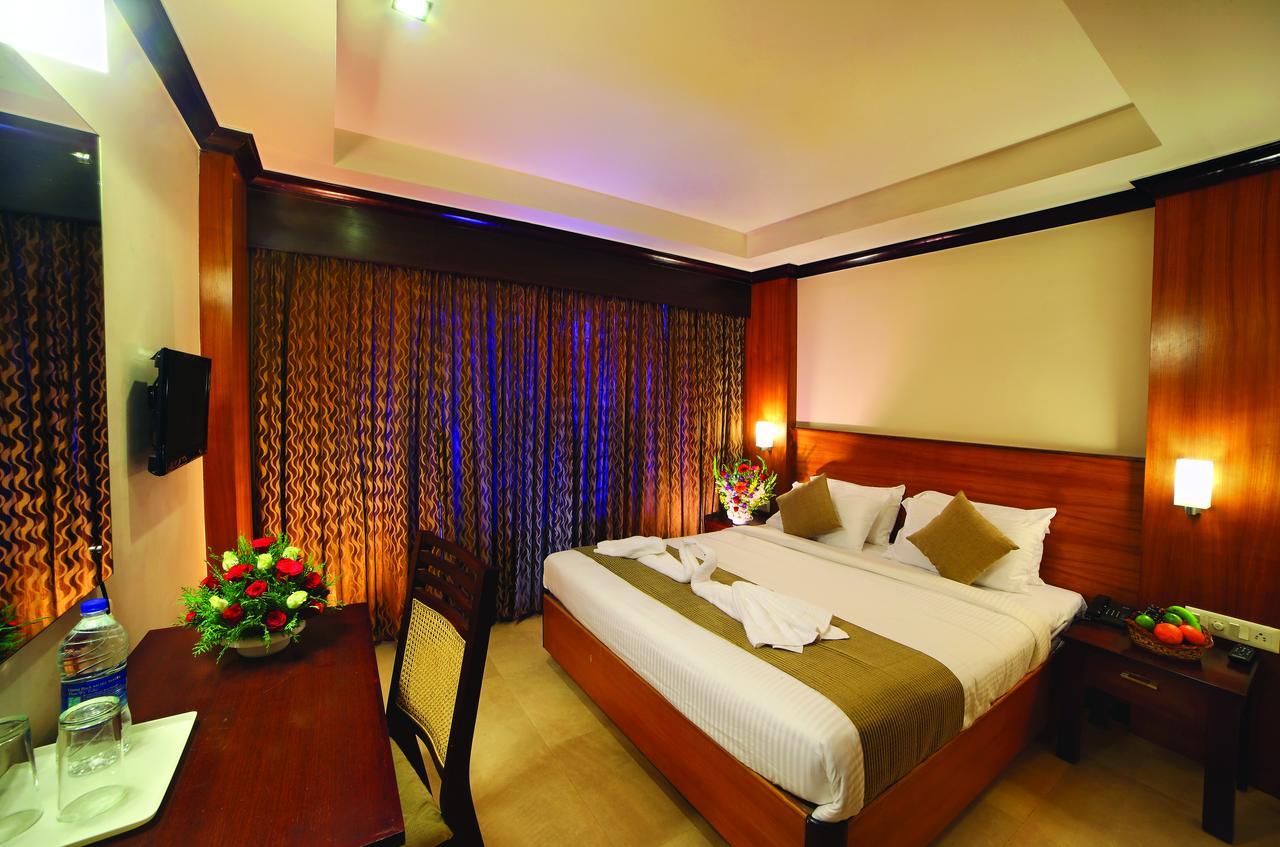 Hotel Zodiac Regency Kollam Eksteriør billede