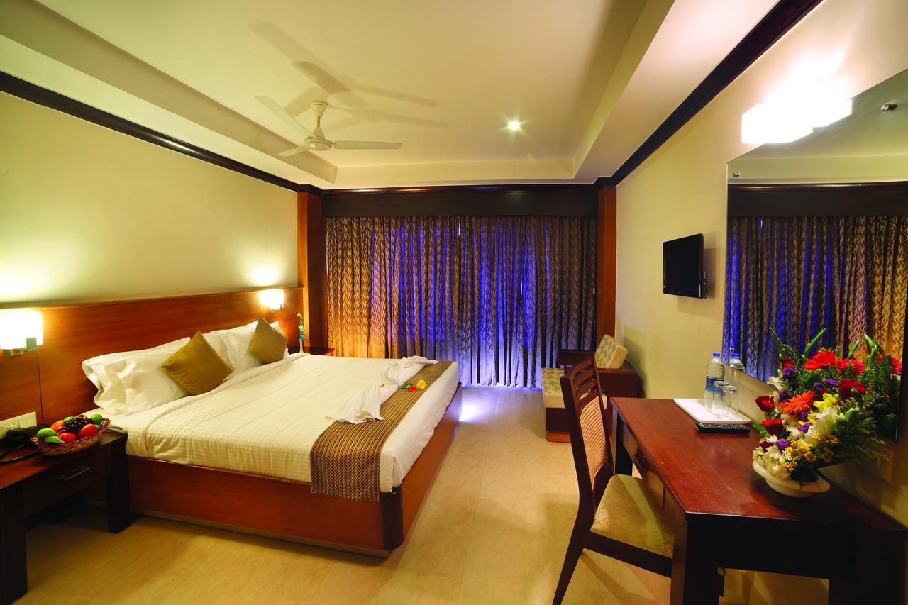Hotel Zodiac Regency Kollam Eksteriør billede