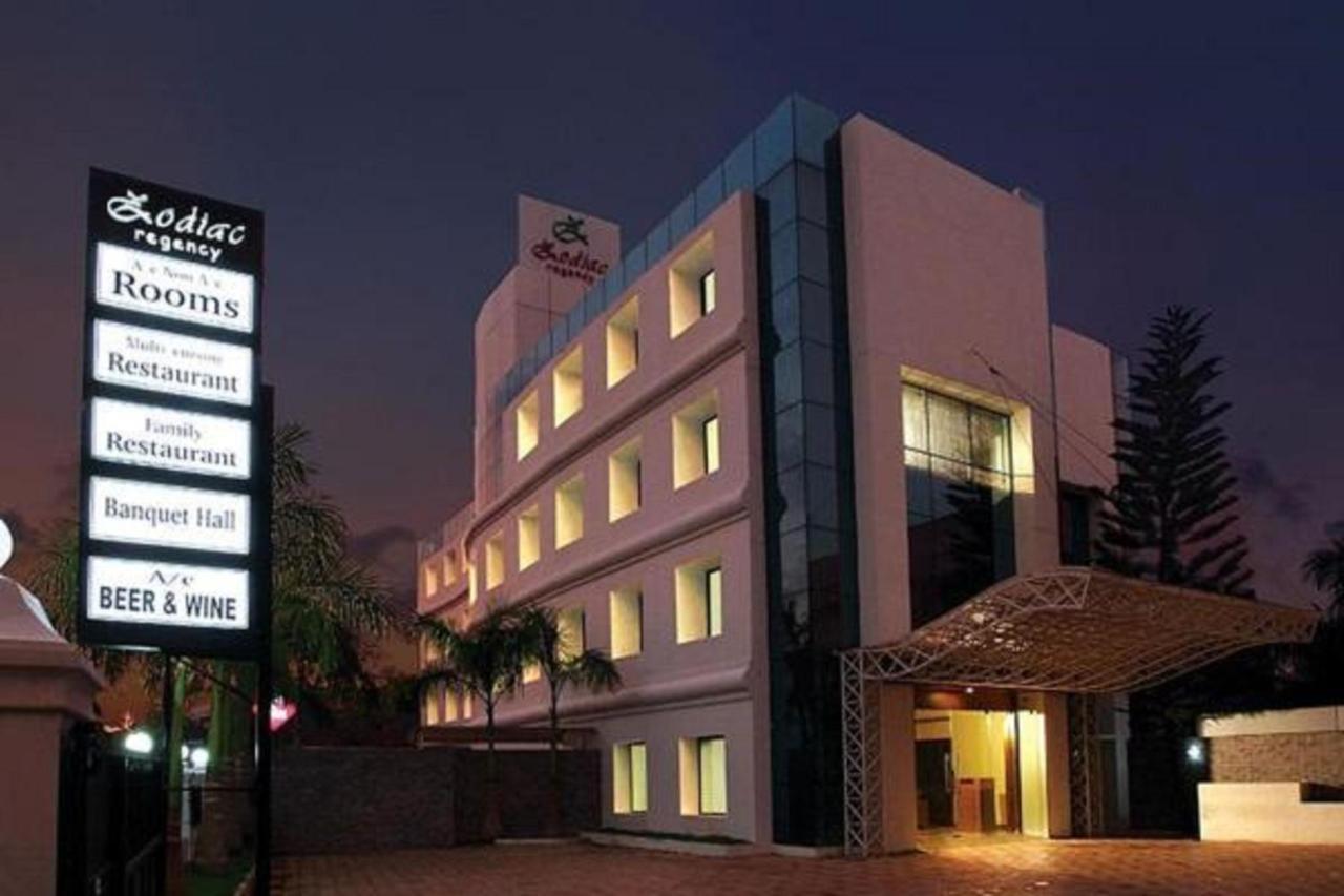 Hotel Zodiac Regency Kollam Eksteriør billede